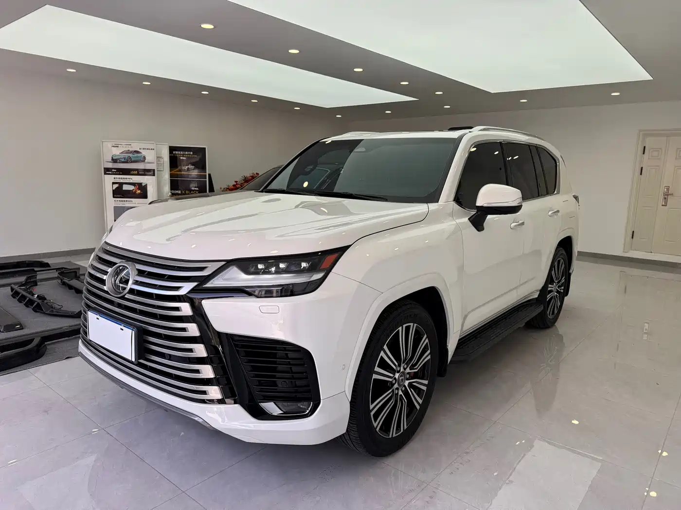 Lexus LX 2025 2025 700h Boundary Edition