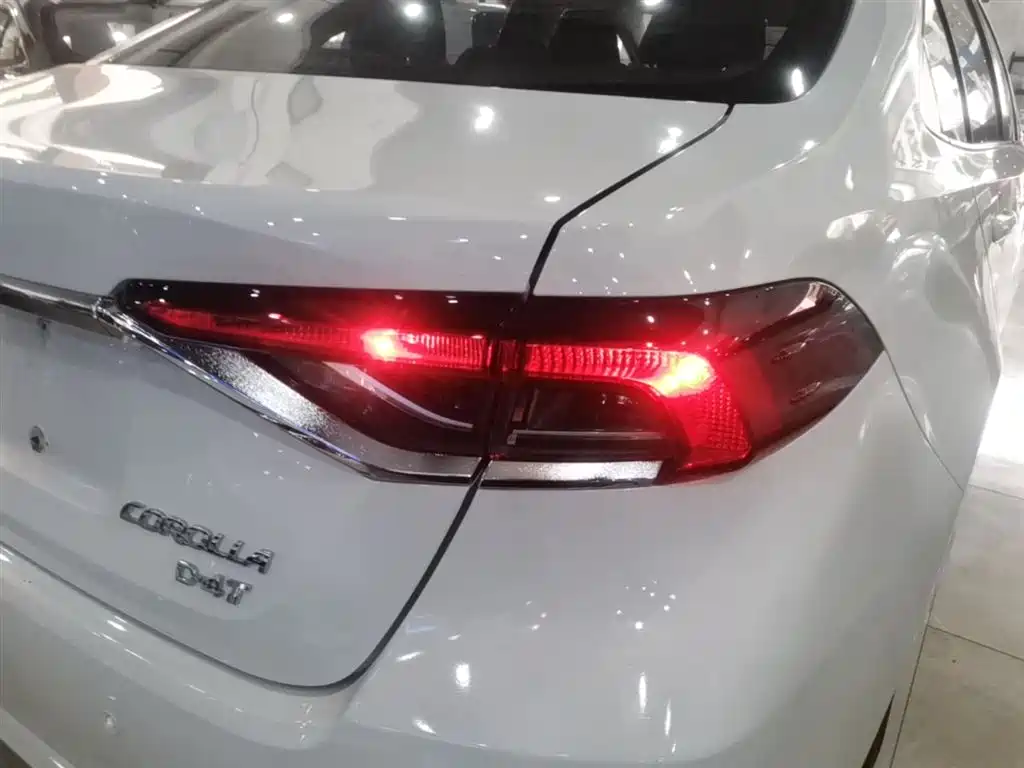 Toyota Corolla 2022 1.2T S-CVT Pioneer PLUS Edition фото 8