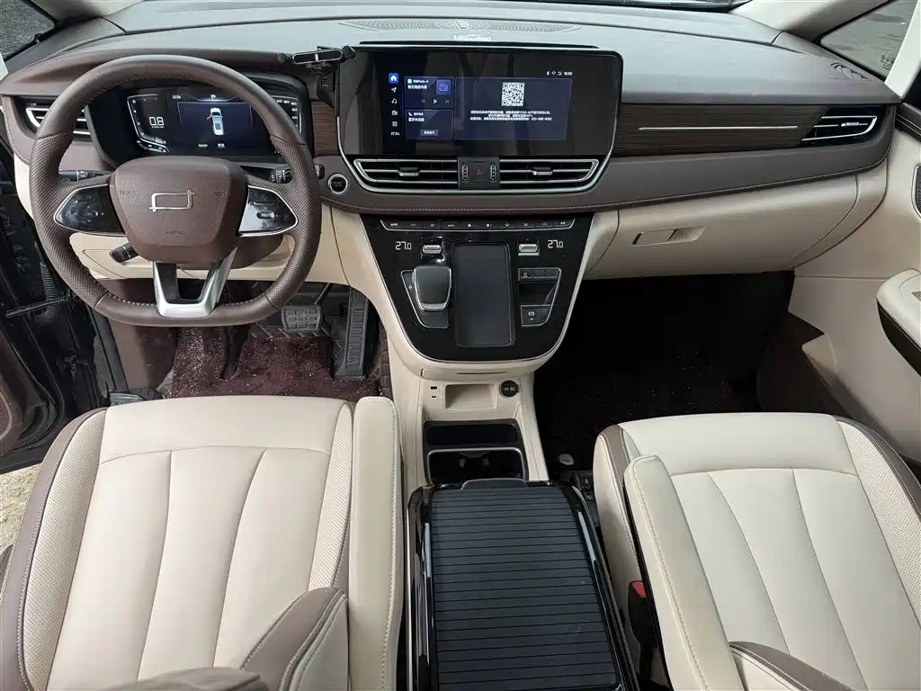 Besturn M9 2024 2023 2.0T Exclusive