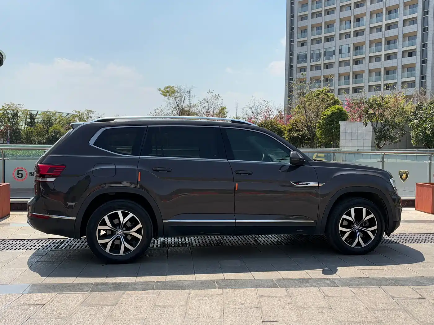 Volkswagen Teramont 2020 380TSI 4WD Luxury Edition China VI фото 25