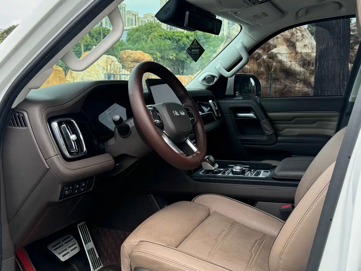 BAIC ORV Beijing Off-Road BJ60 2022 Model 2.0T 11th Edition 5-Seater фото 5