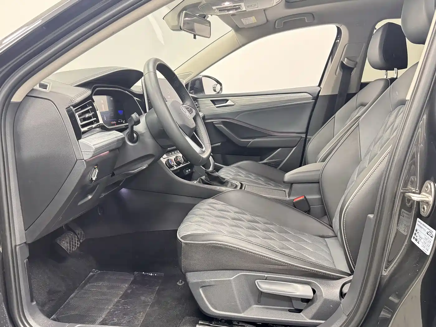 Volkswagen Sagitar 2024 300TSI DSG Surpass Edition фото 11