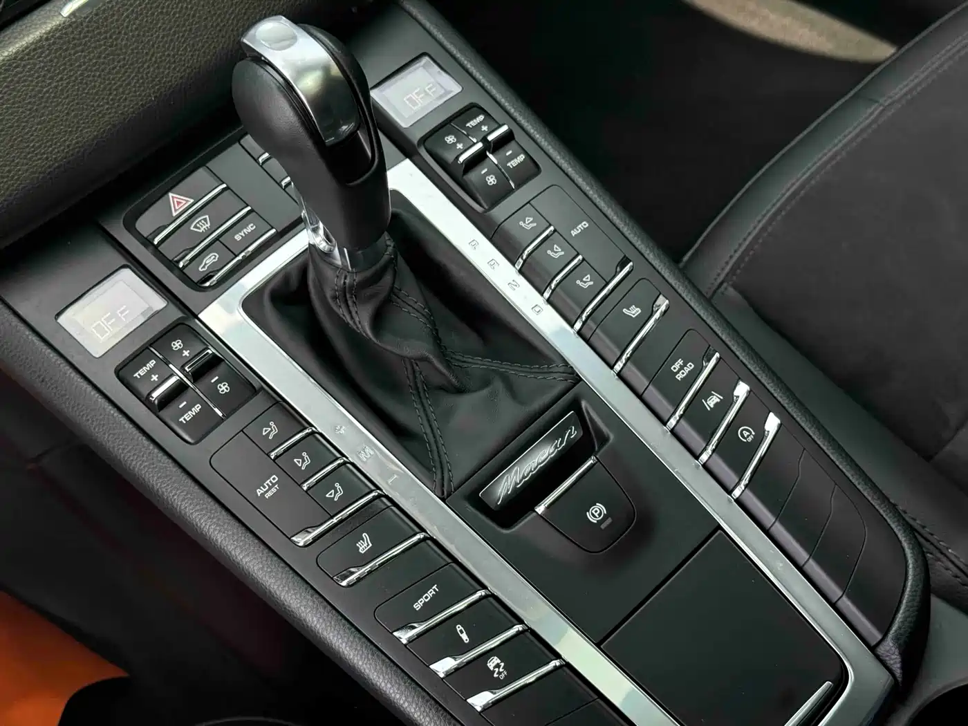 Porsche Macan 2017 Macan 2.0T фото 8