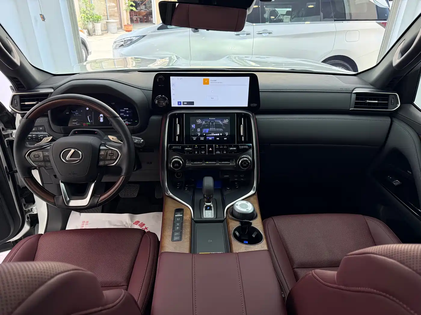 Lexus LX 2025 2025 700h Boundary Edition