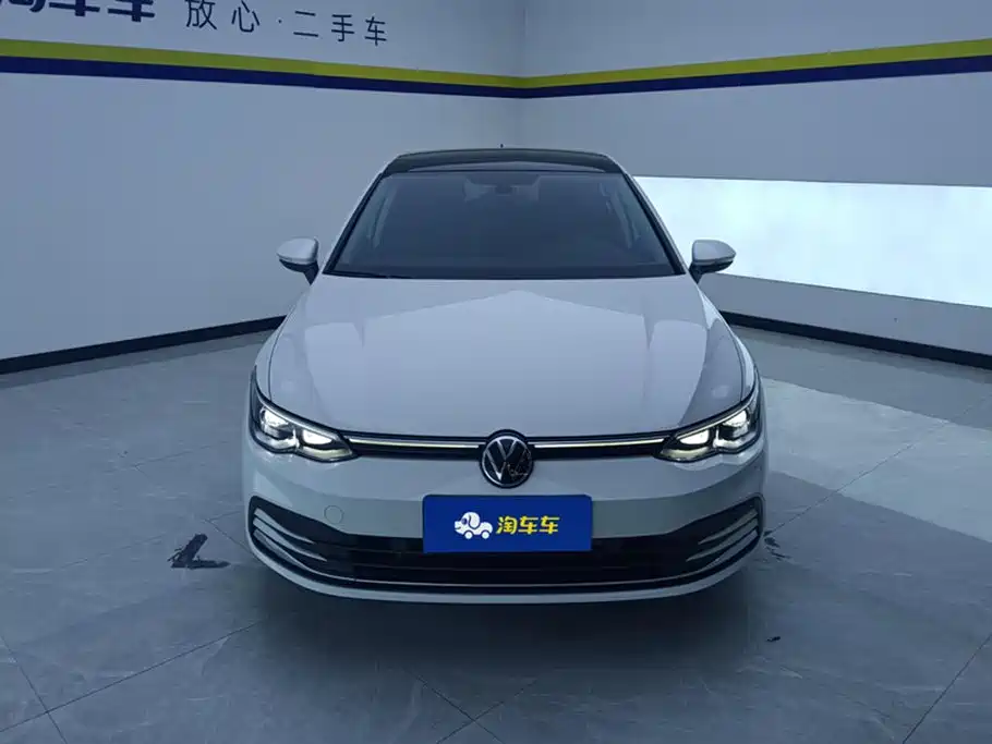 Volkswagen Golf 2023 Facelift 280TSI DSG Pro фото 2