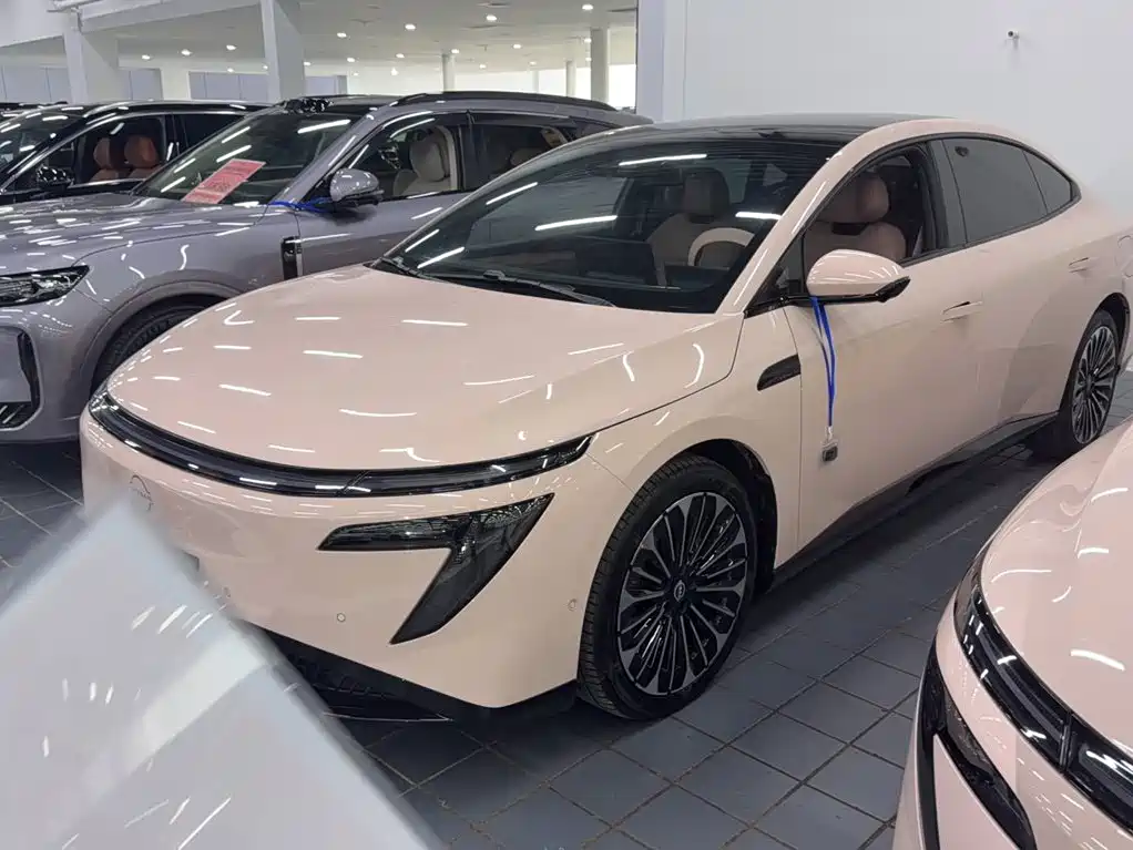 صورة 2 - Nissan N7