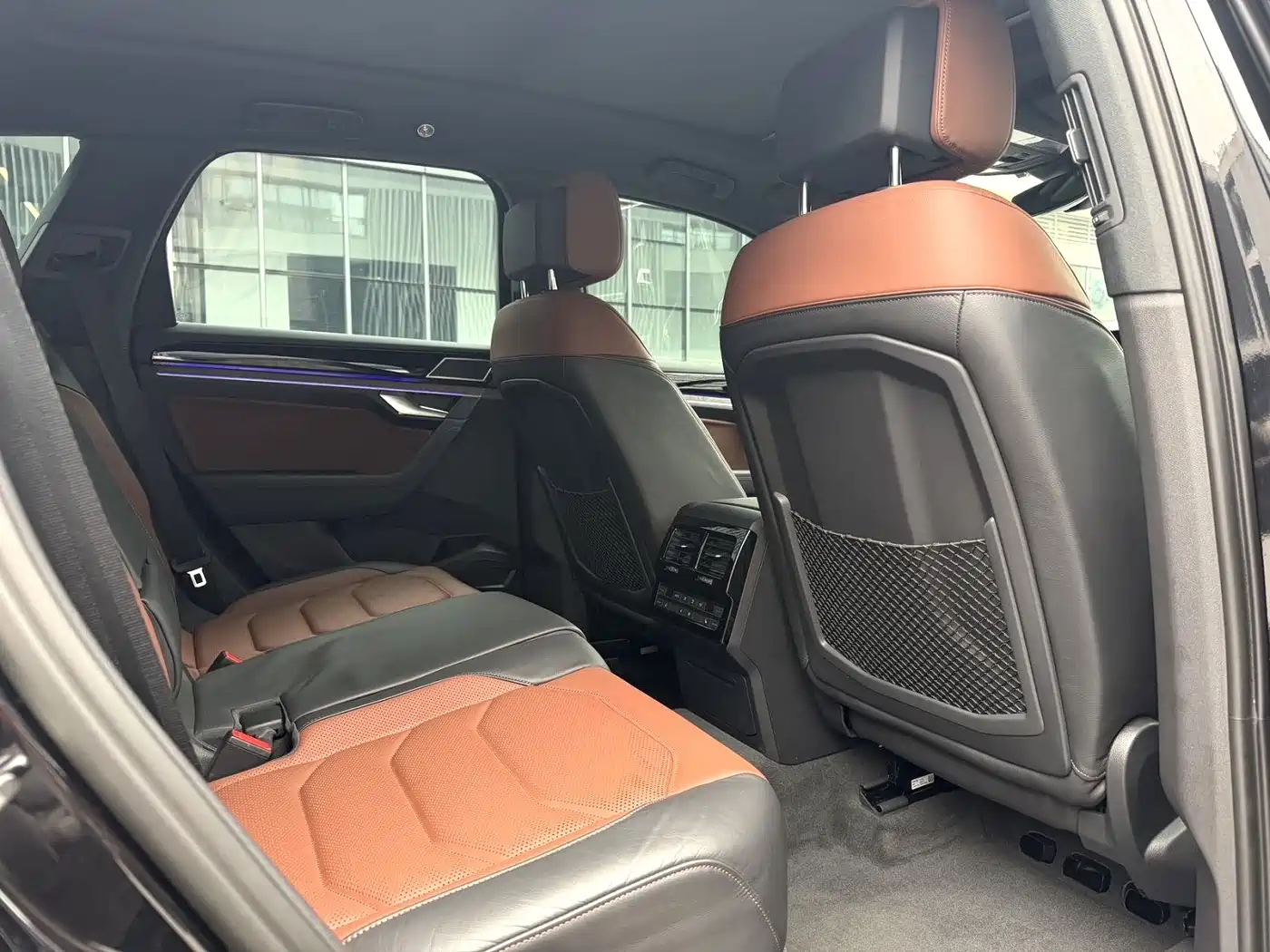 Volkswagen Touareg 2021 3.0TSI R-Exclusive фото 6