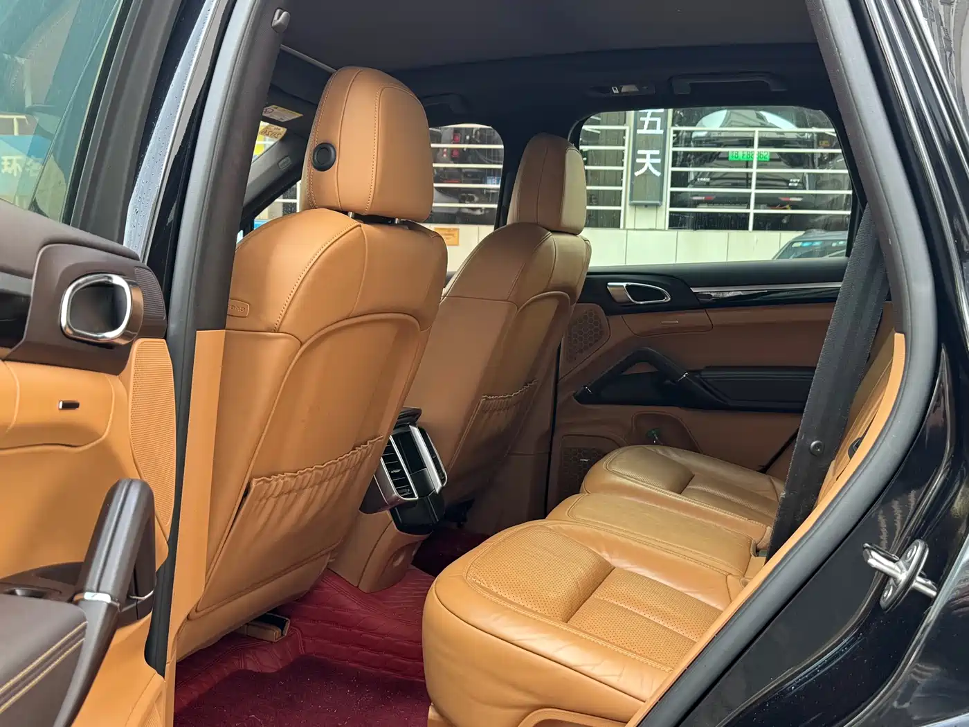 Porsche Cayenne 2016 Cayenne Platinum Edition 3.0T фото 13