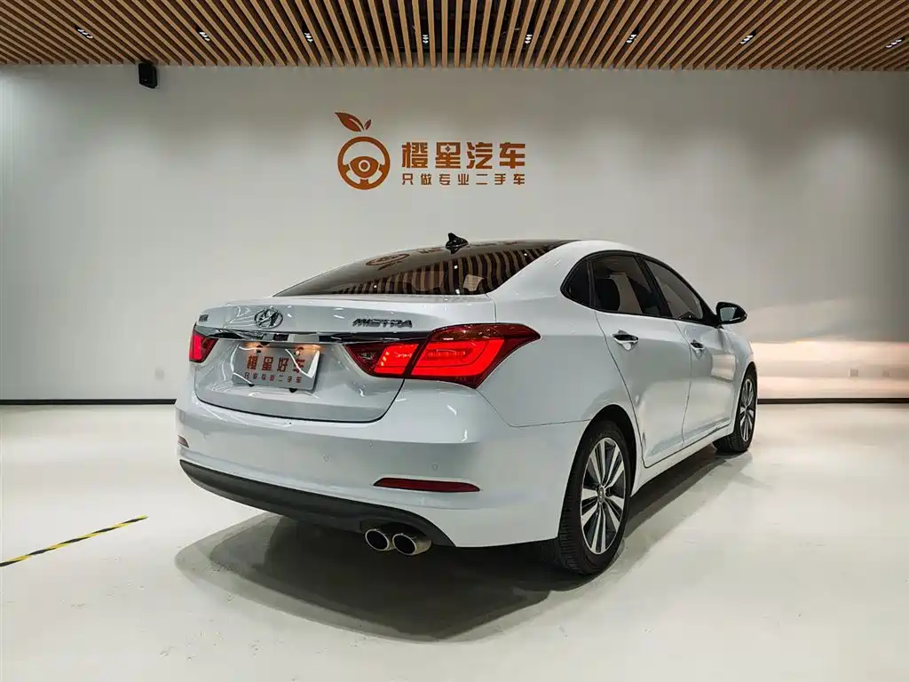 Hyundai Mistra 2016 1.8L Auto Premium DLX фото 4