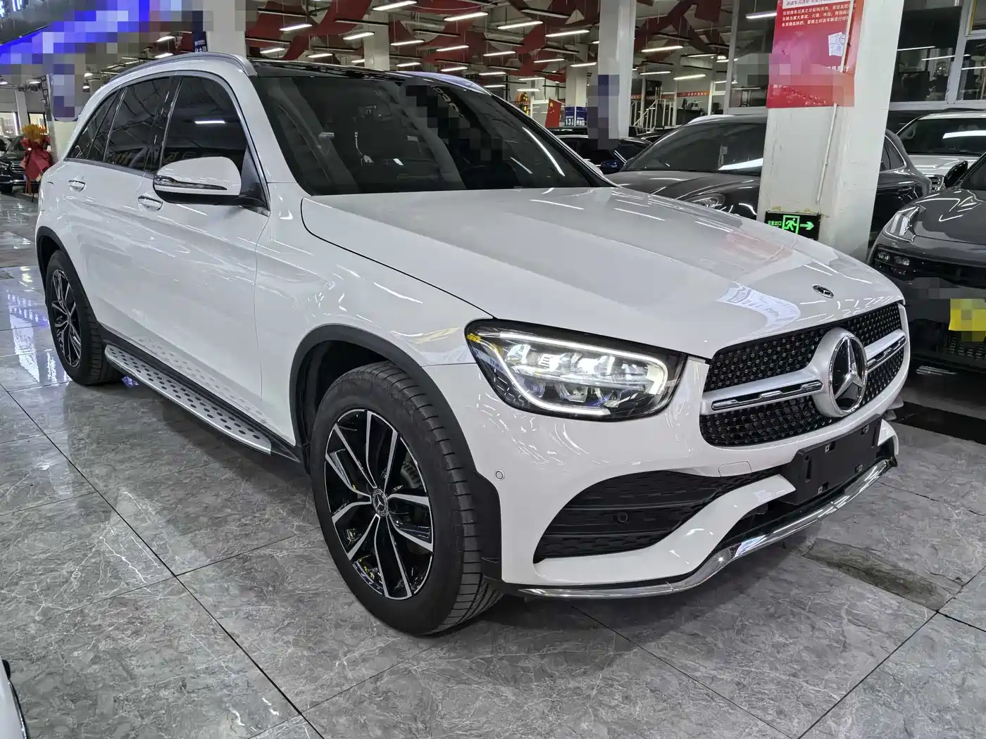 MERCEDES-BENZ GLC