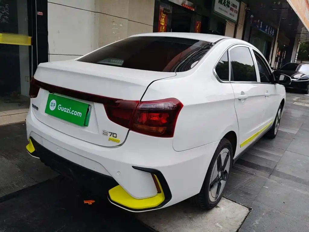 Dongfeng Aeolus Dongfeng Fengshen E70 2023 2023 Facelift PRO Smart Drive Edition
