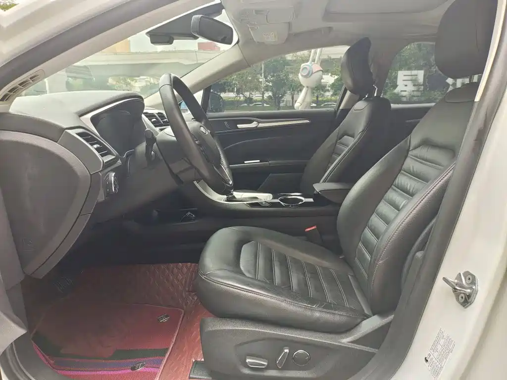 Фото 2 - Ford Mondeo