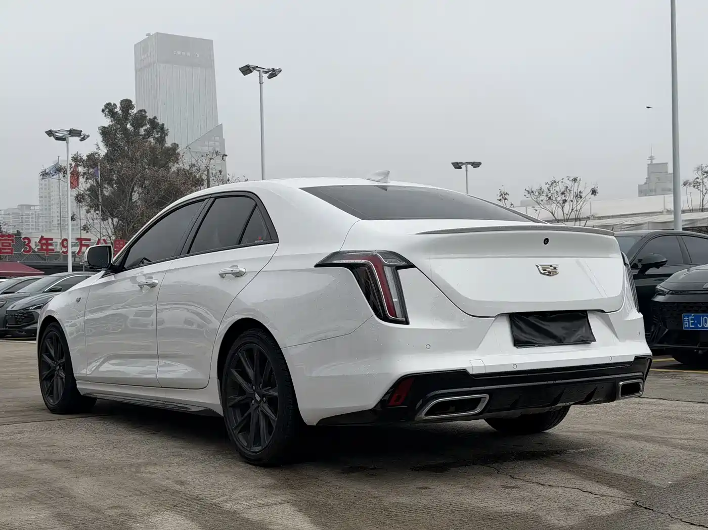CADILLAC CT4