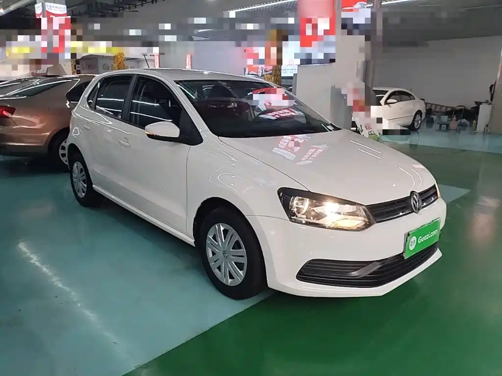 Volkswagen Polo 2016 1.4L Automatic Trend фото 4