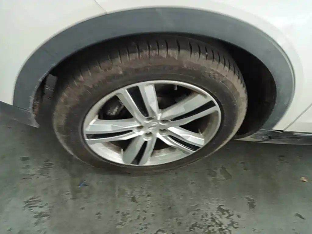 Zotye T800 2019 2018 2.0T Automatic Premium Smart Connection 7-seater