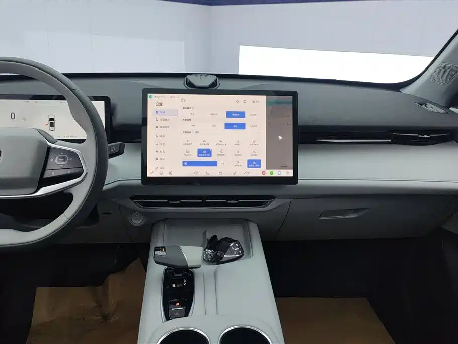 Changan UNI-Z New Energy 2025 2025 Smart New Blue Whale 125km Warship Edition