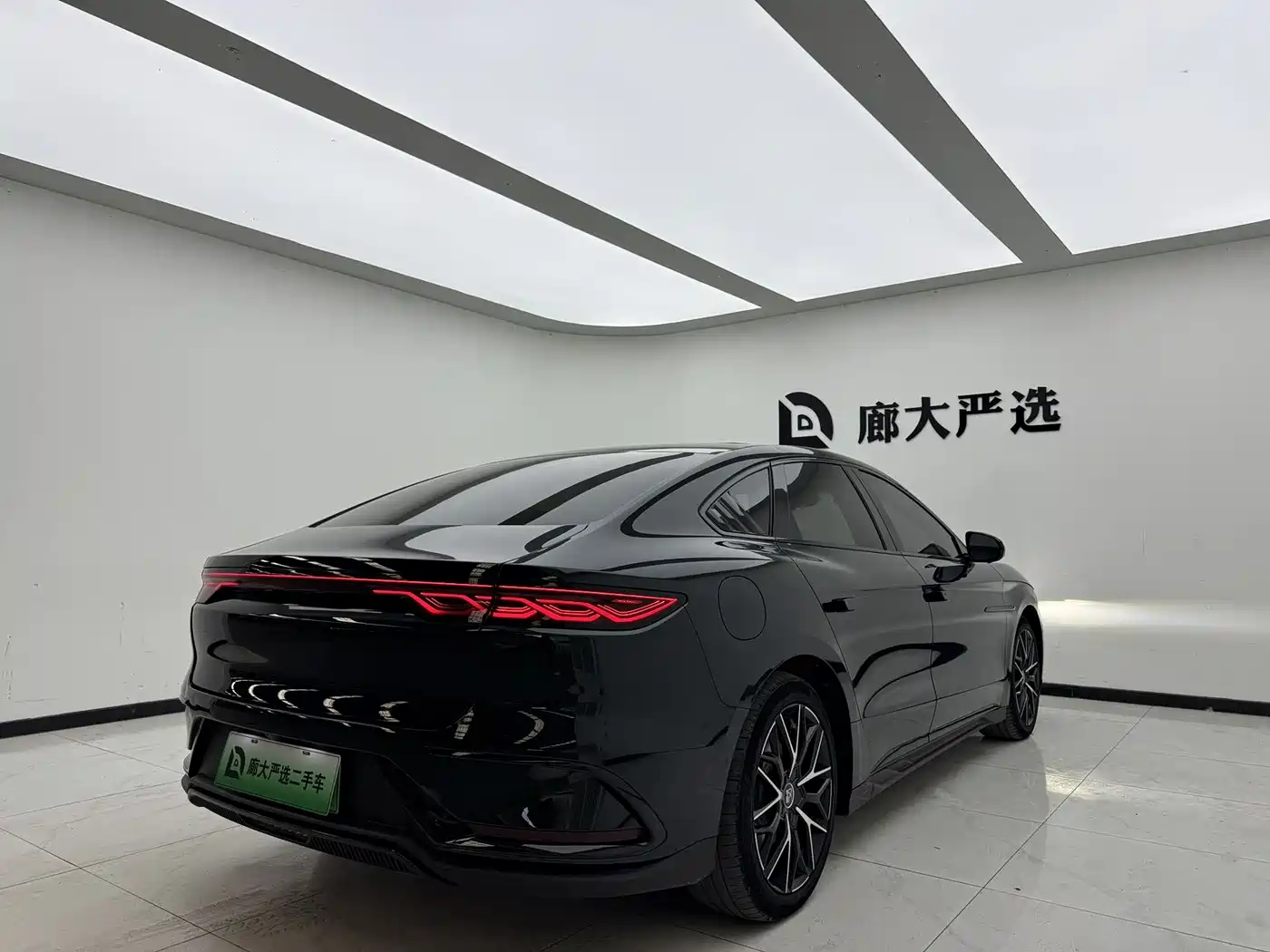 BYD Han 2022 EV 610KM AWD Qianshan Green Limited Edition фото 8