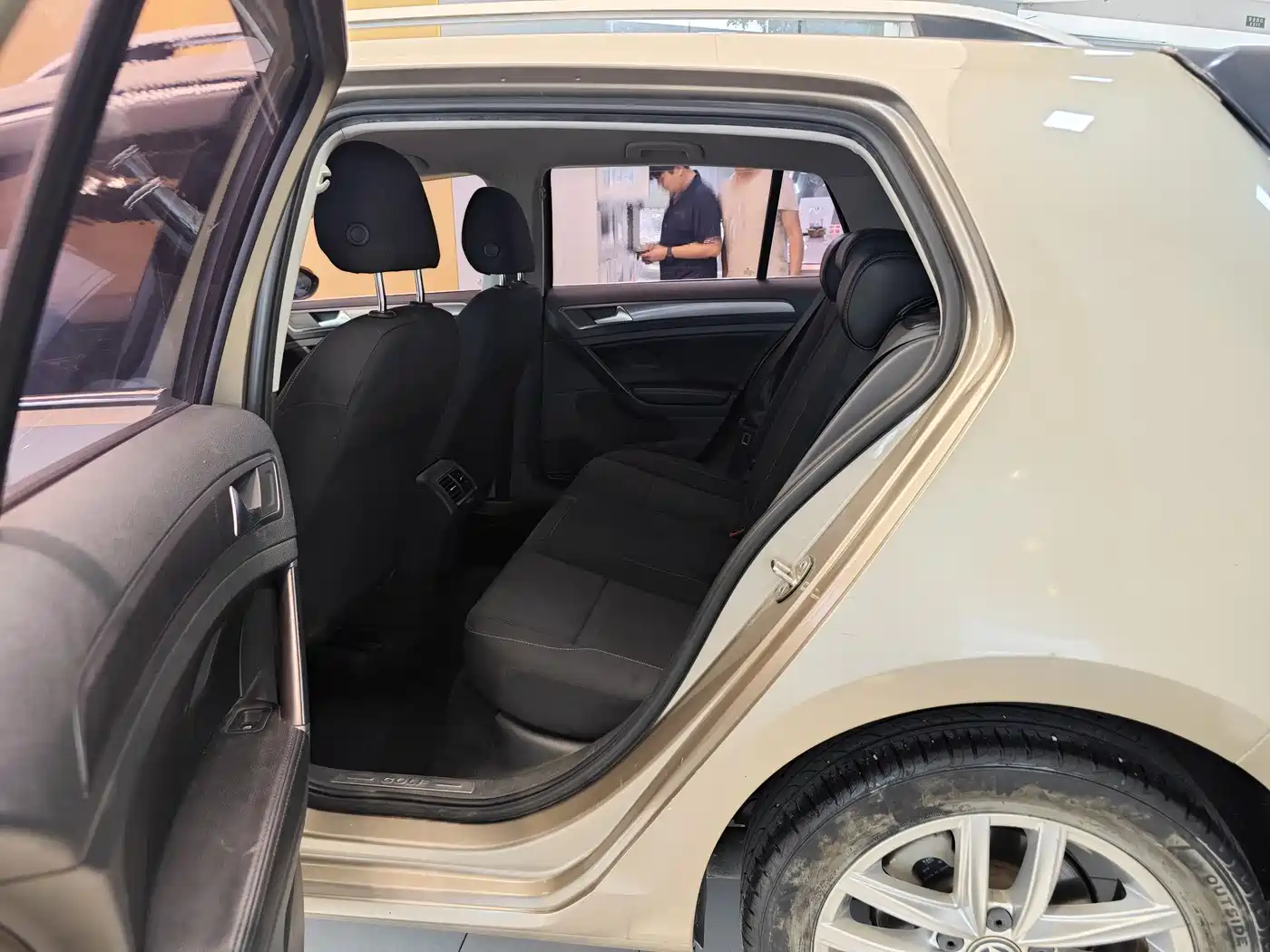 Volkswagen Golf 2015 1.6L Automatic Fashion фото 21