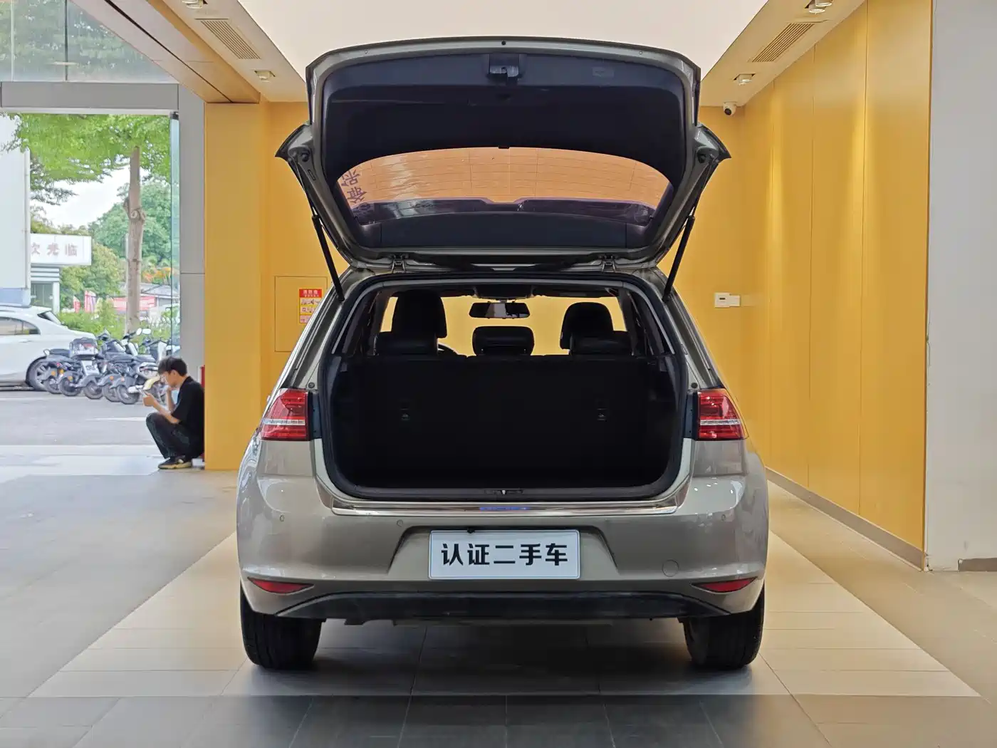 Volkswagen Golf 2015 1.6L Automatic Fashion фото 27