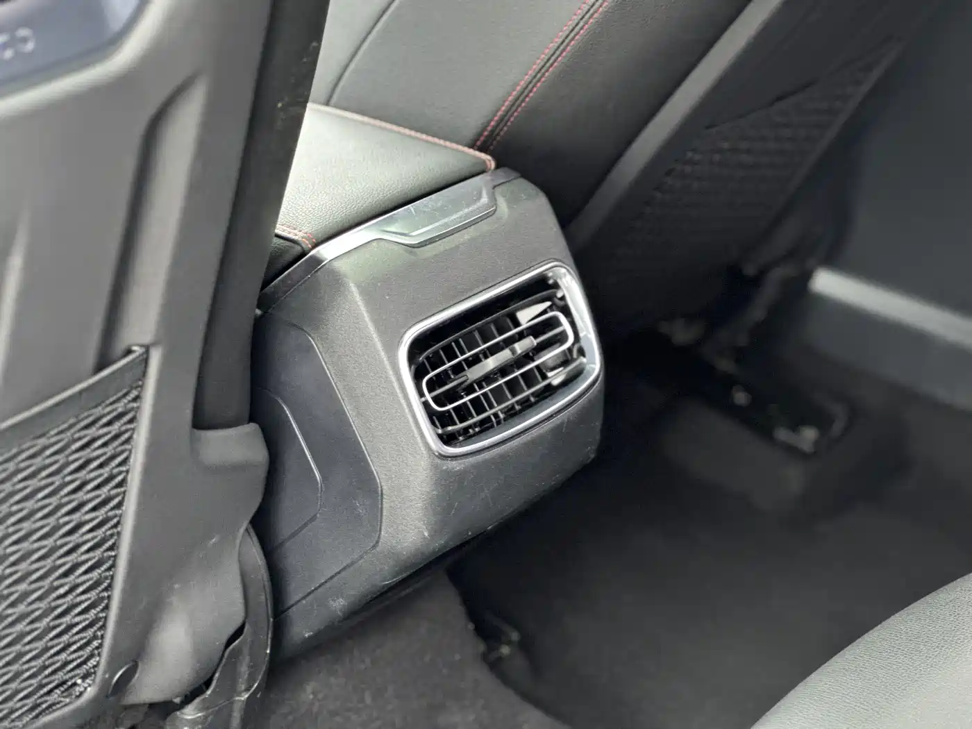 Lynk & Co 03 2020 2.0TD Auto Power Pro Edition фото 12