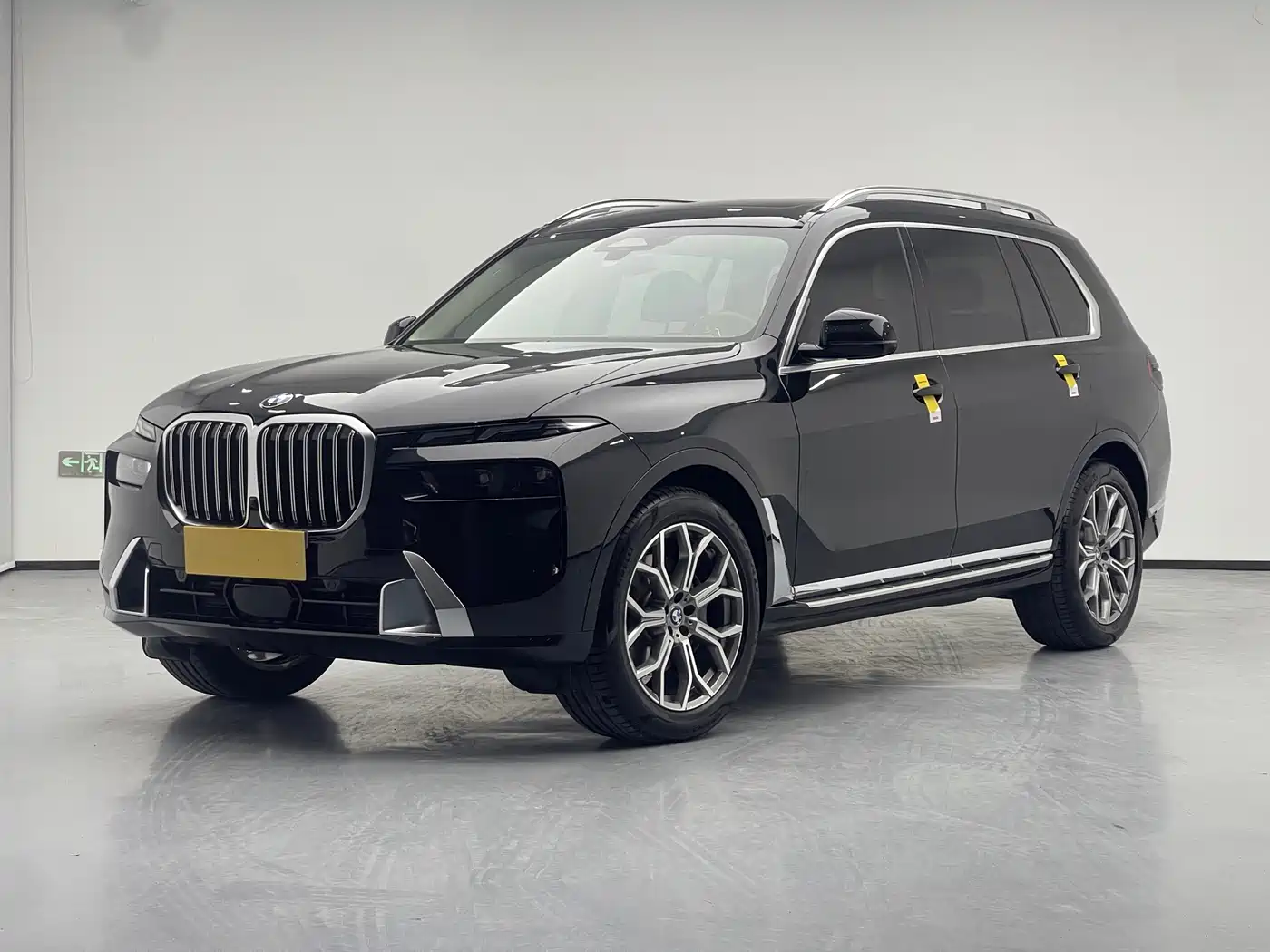 BMW X7 2024 xDrive40i Leading Luxury Package