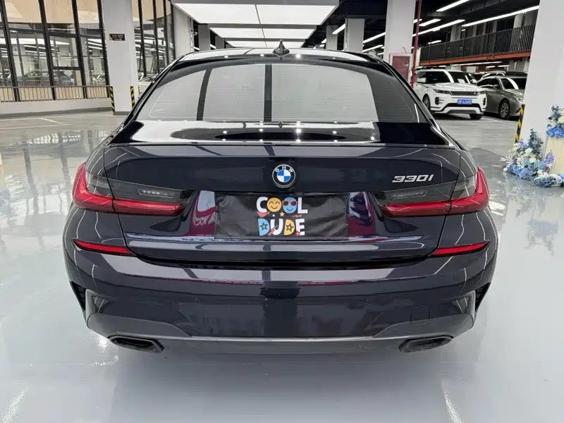 Фото 15 - BMW 3 Series