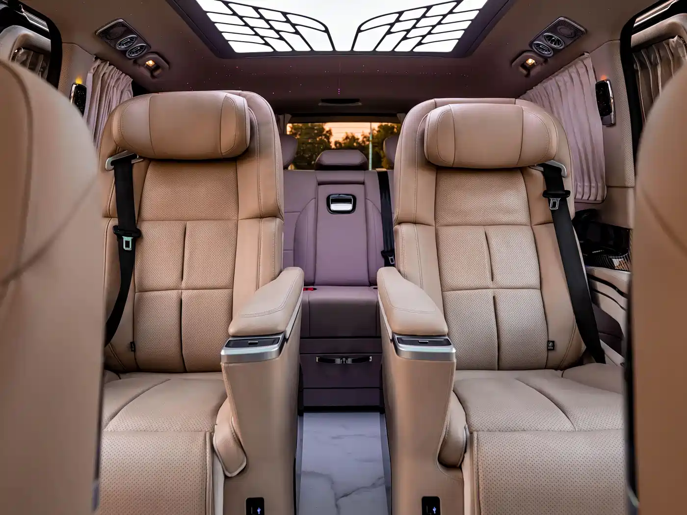 Mercedes-Benz V-Class 2017 Model V 260 Pilot Edition фото 20