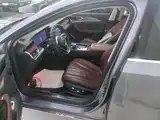 Фото 11 - Hongqi H5
