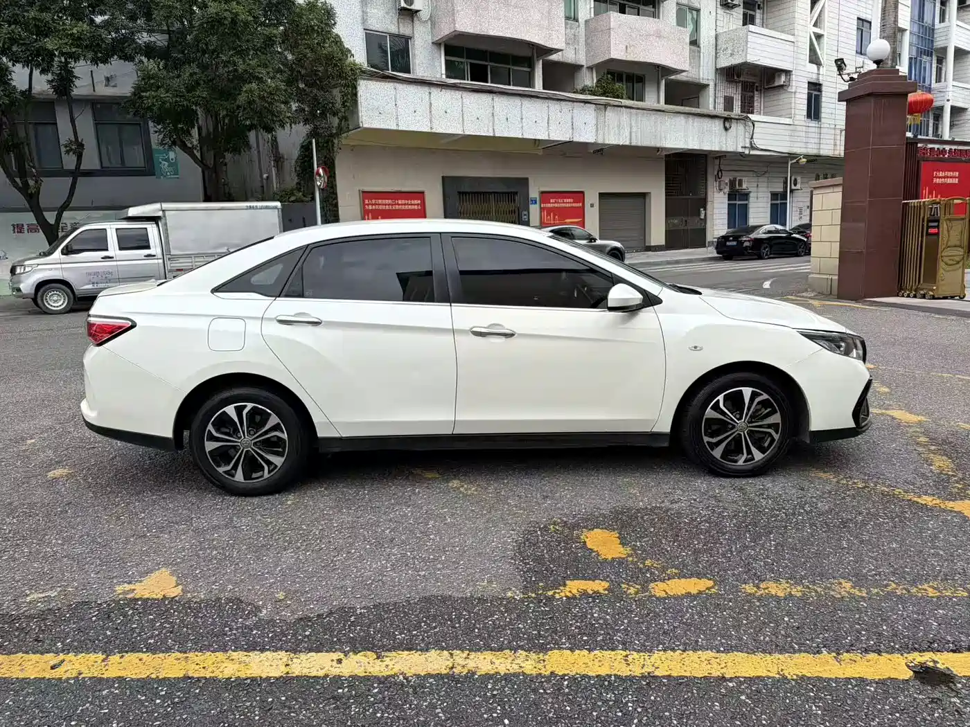 Venucia D60EV 2021 2020 Standard Range Smart Edition