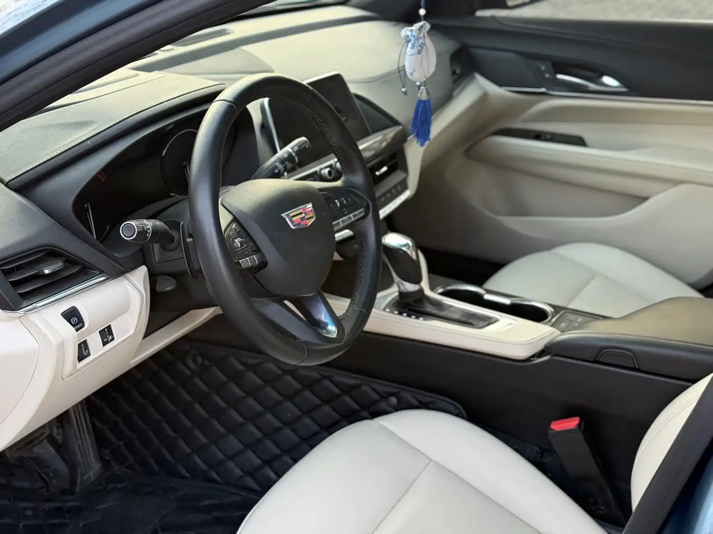Cadillac CT4 2023 25T Luxury Model фото 5