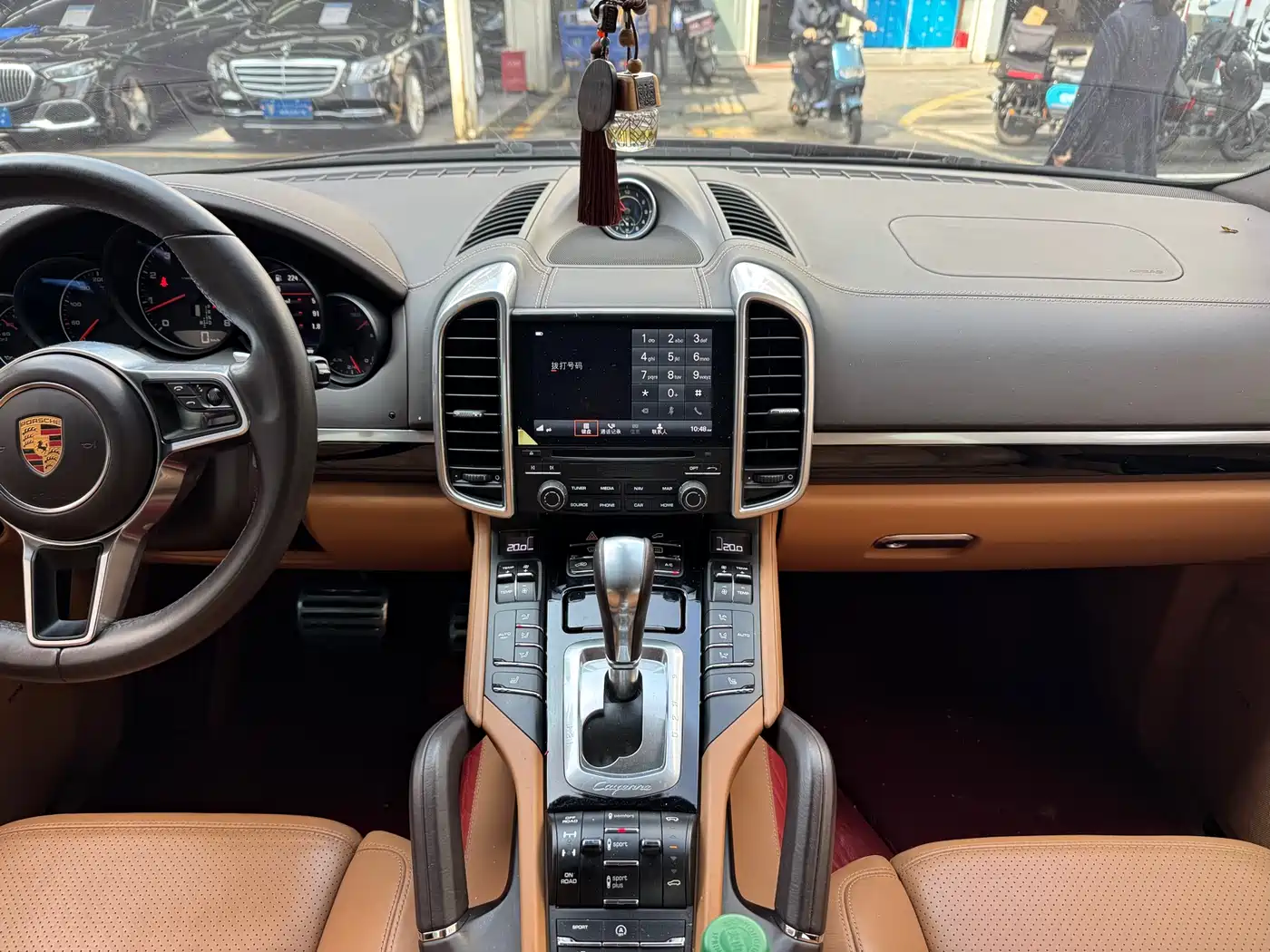 Porsche Cayenne 2016 Cayenne Platinum Edition 3.0T фото 15