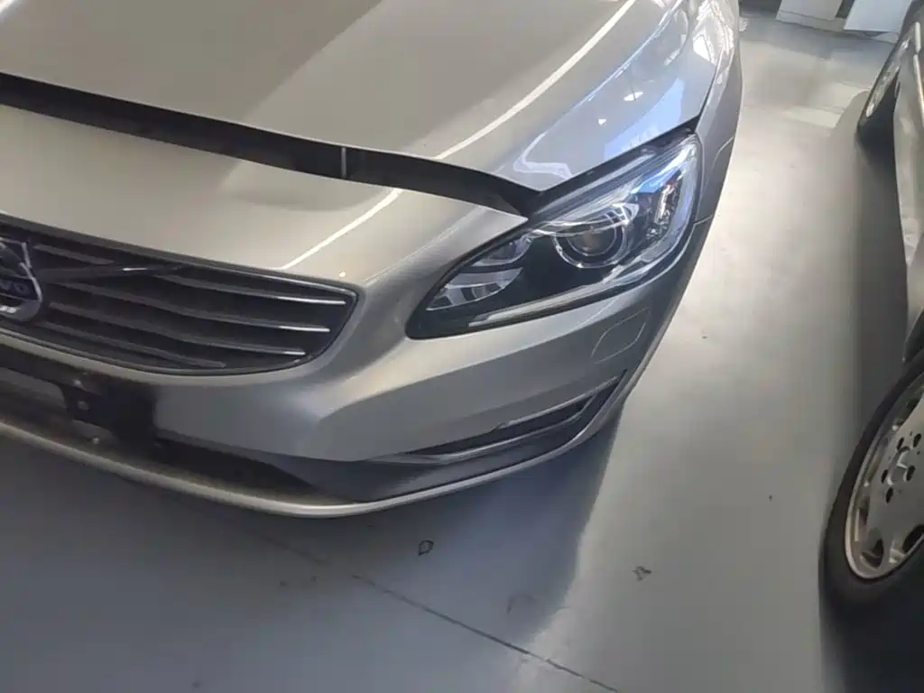 Photo 24 - Volvo S60