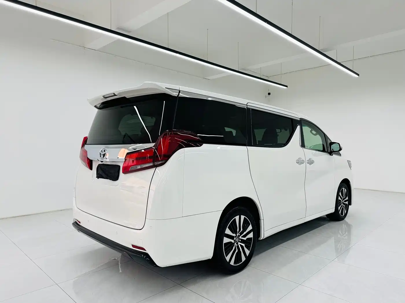 Toyota Alphard 2018 Facelift 3.5L Premium Edition фото 6