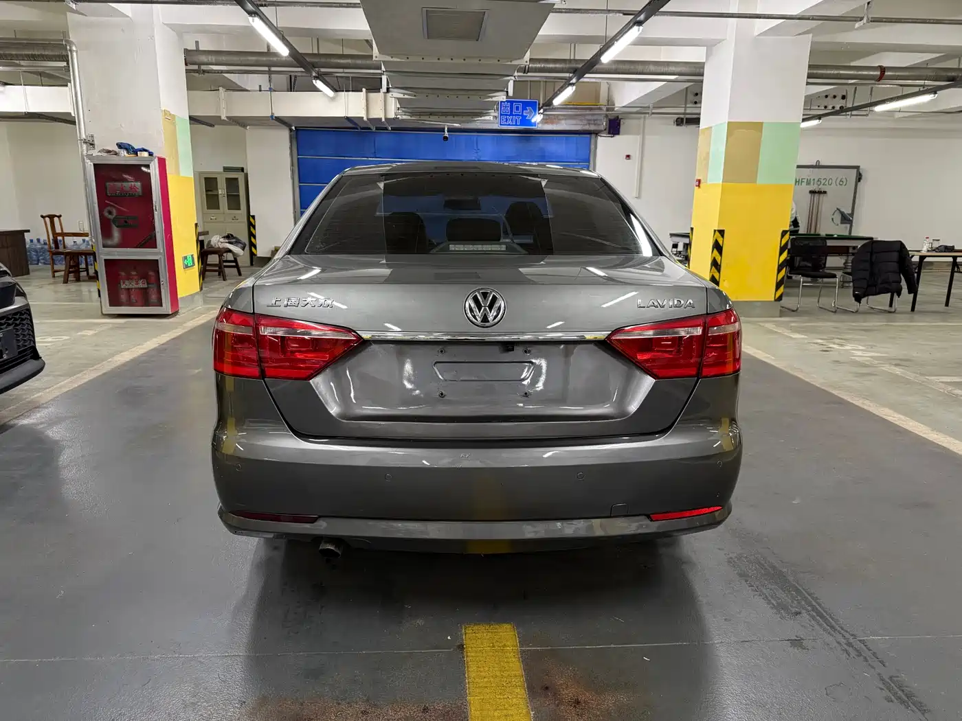 Volkswagen Lavida 2013 Facelift Classic 1.6L Automatic Comfort фото 3