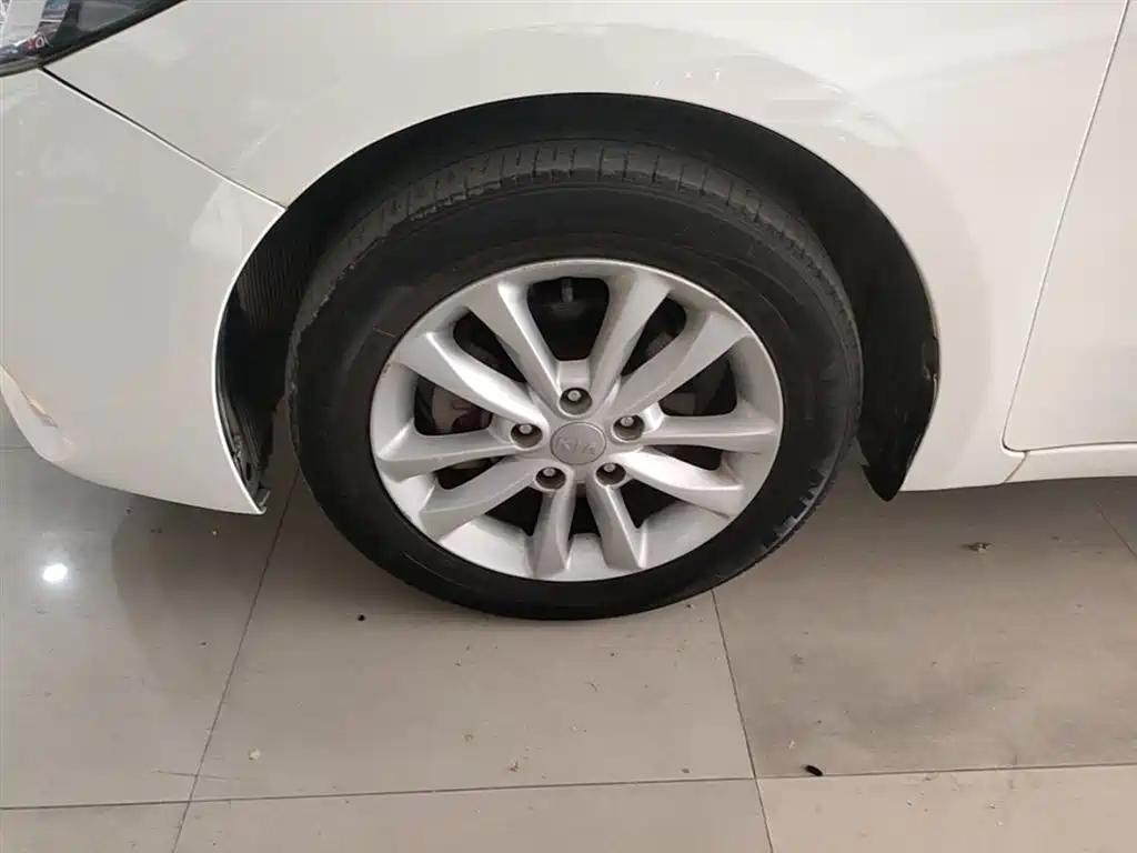 Kia K3 2017 1.6L Automatic 15th Anniversary Special GLS фото 23
