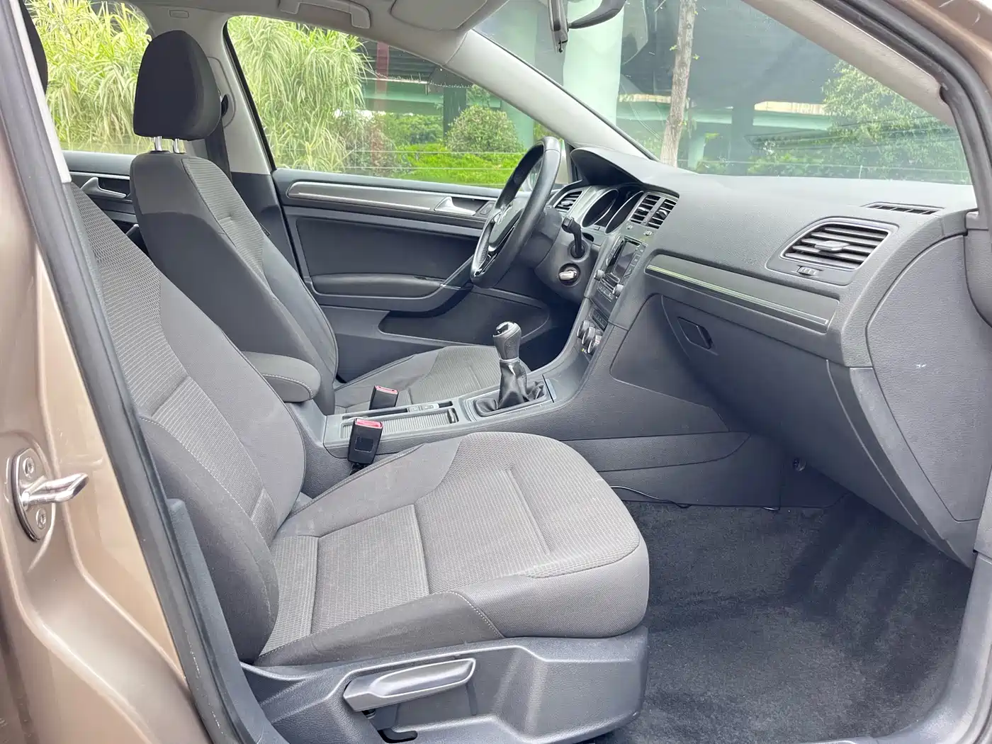 Volkswagen Golf 2016 230TSI Manual Comfort фото 14