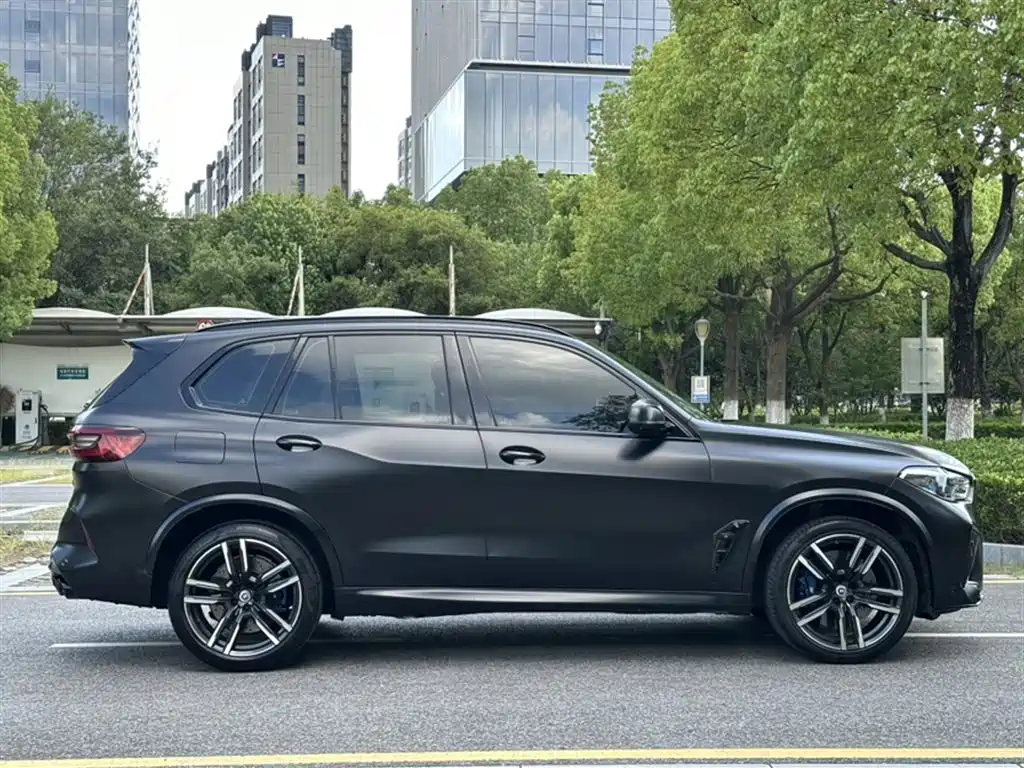 BMW X5 M 2022 X5 M фото 25