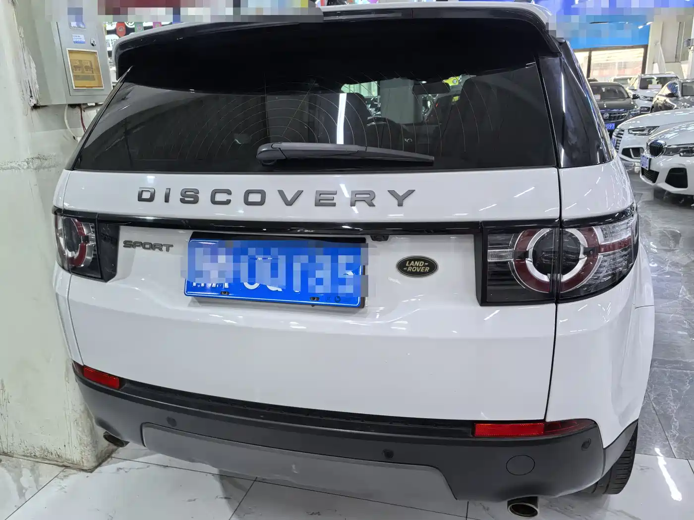 Land Rover Discovery Sport 2019 240PS SE Edition China V фото 5