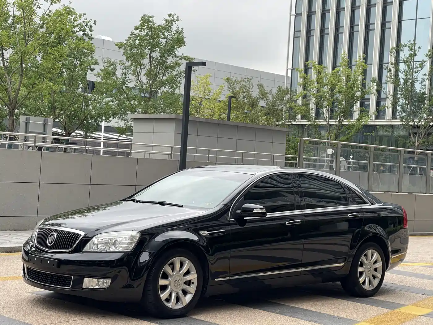 Buick Park Avenue 2013 2011 Boao Forum Commemorative Edition