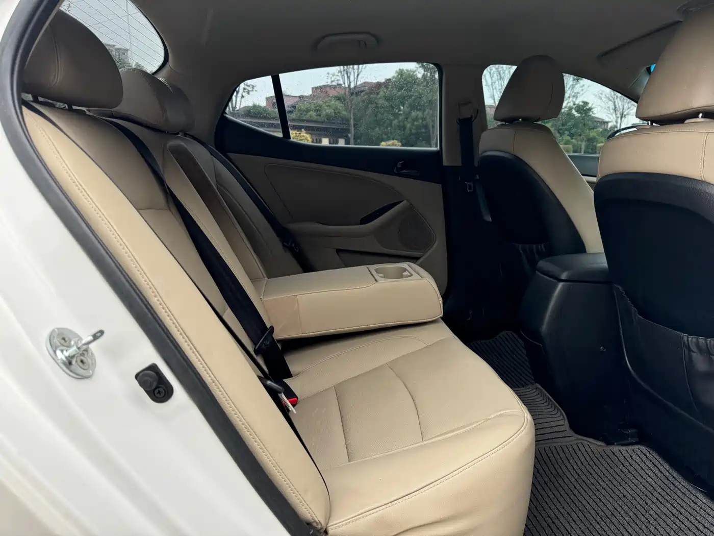 Kia K5 2015 2.0L Automatic GL фото 6