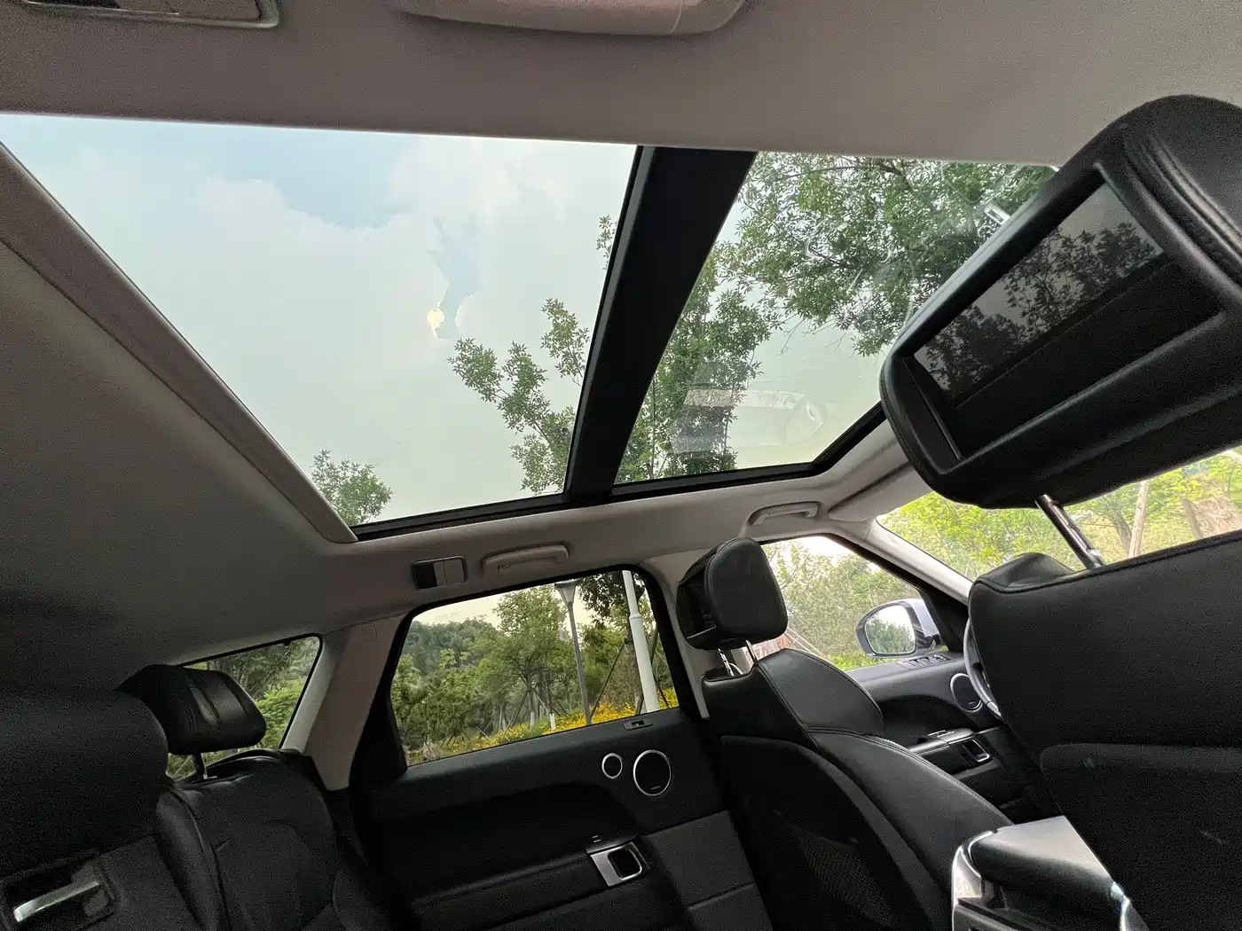 Land Rover Range Rover Sport 2017 3.0 SC V6 HSE фото 16