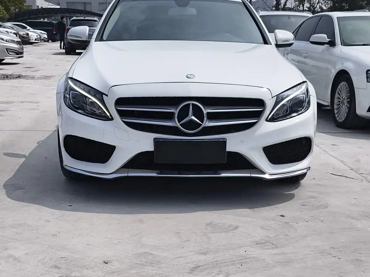 Mercedes-Benz C-Class 2015 C 180 L Sport фото 2