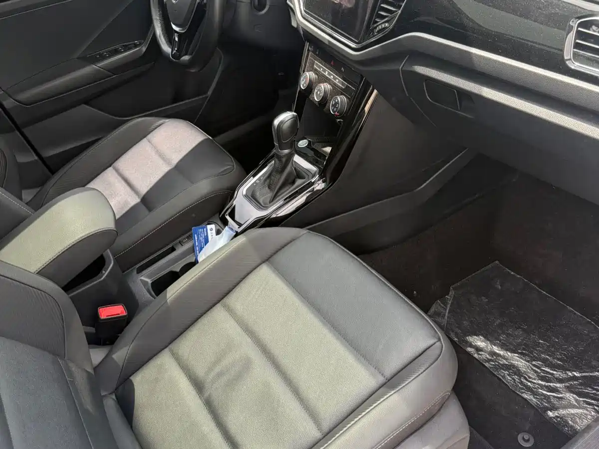 Volkswagen T-Roc, миниатюра 8