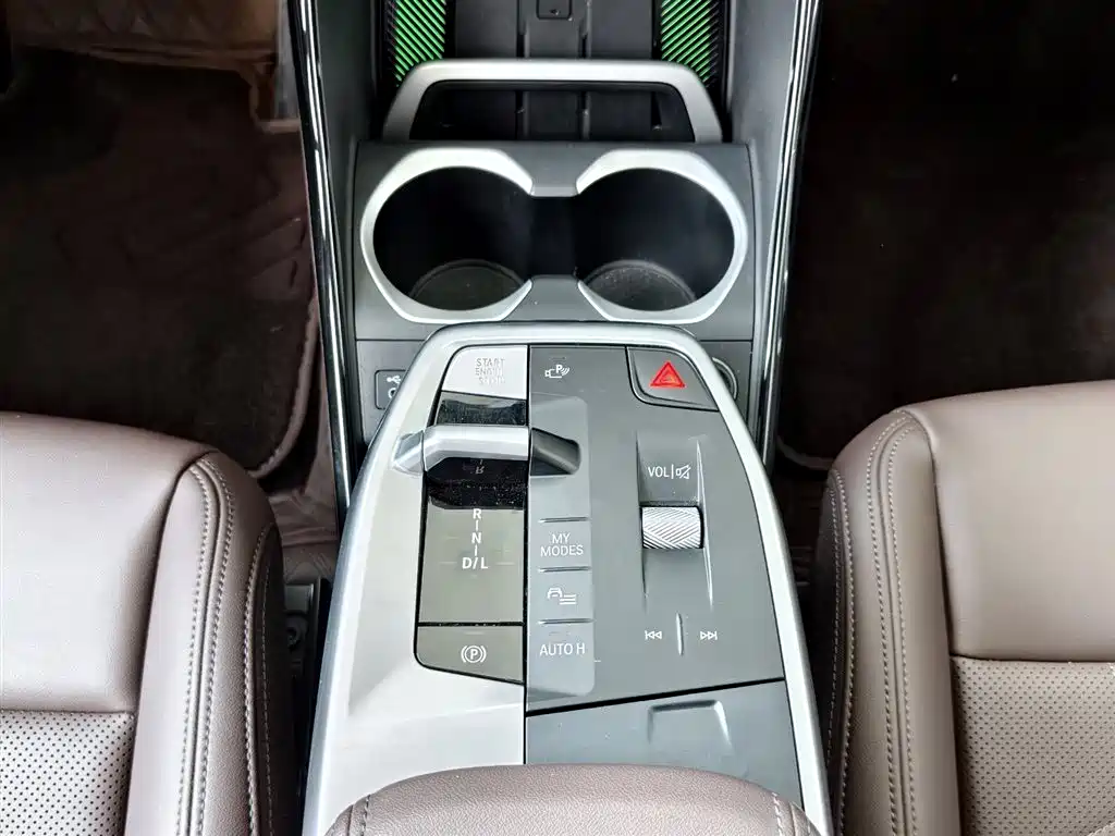 BMW X1 2025 sDrive25Li X Design Package фото 12