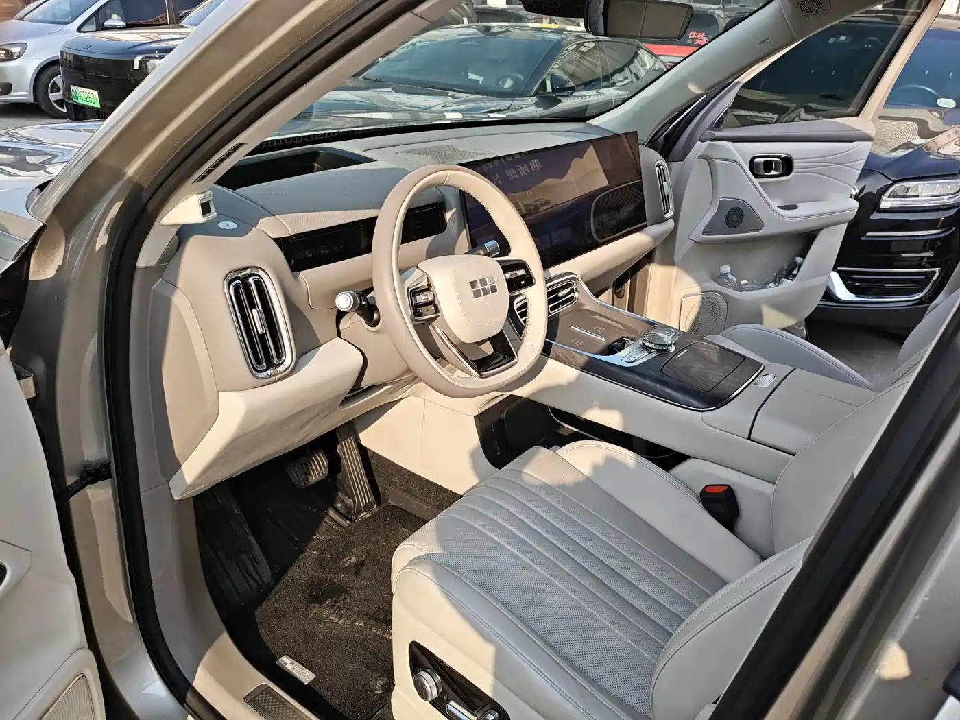 Geely Galaxy Galaxy M9 2025 Base Model фото 8