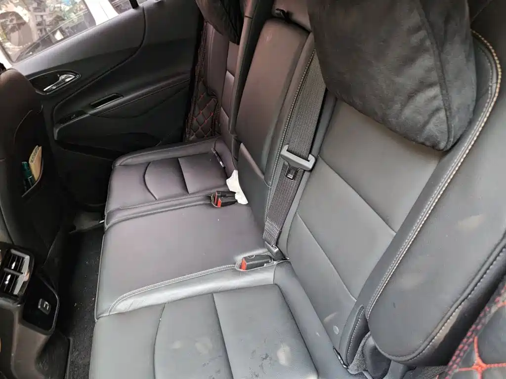 Chevrolet Equinox 2018 550T Automatic 4WD Pioneer Edition фото 13