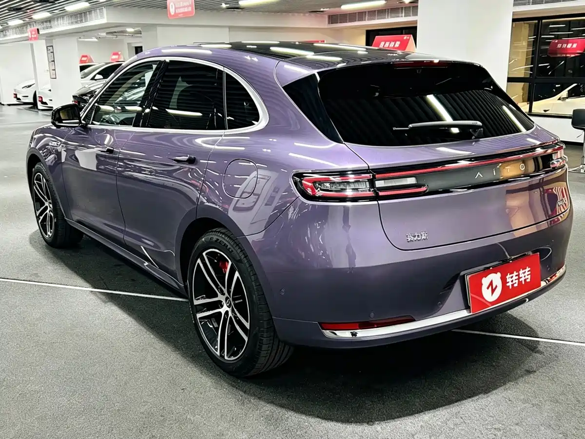 AITO Wenjie AITO M5 2025 Extended Range Ultra AWD фото 6