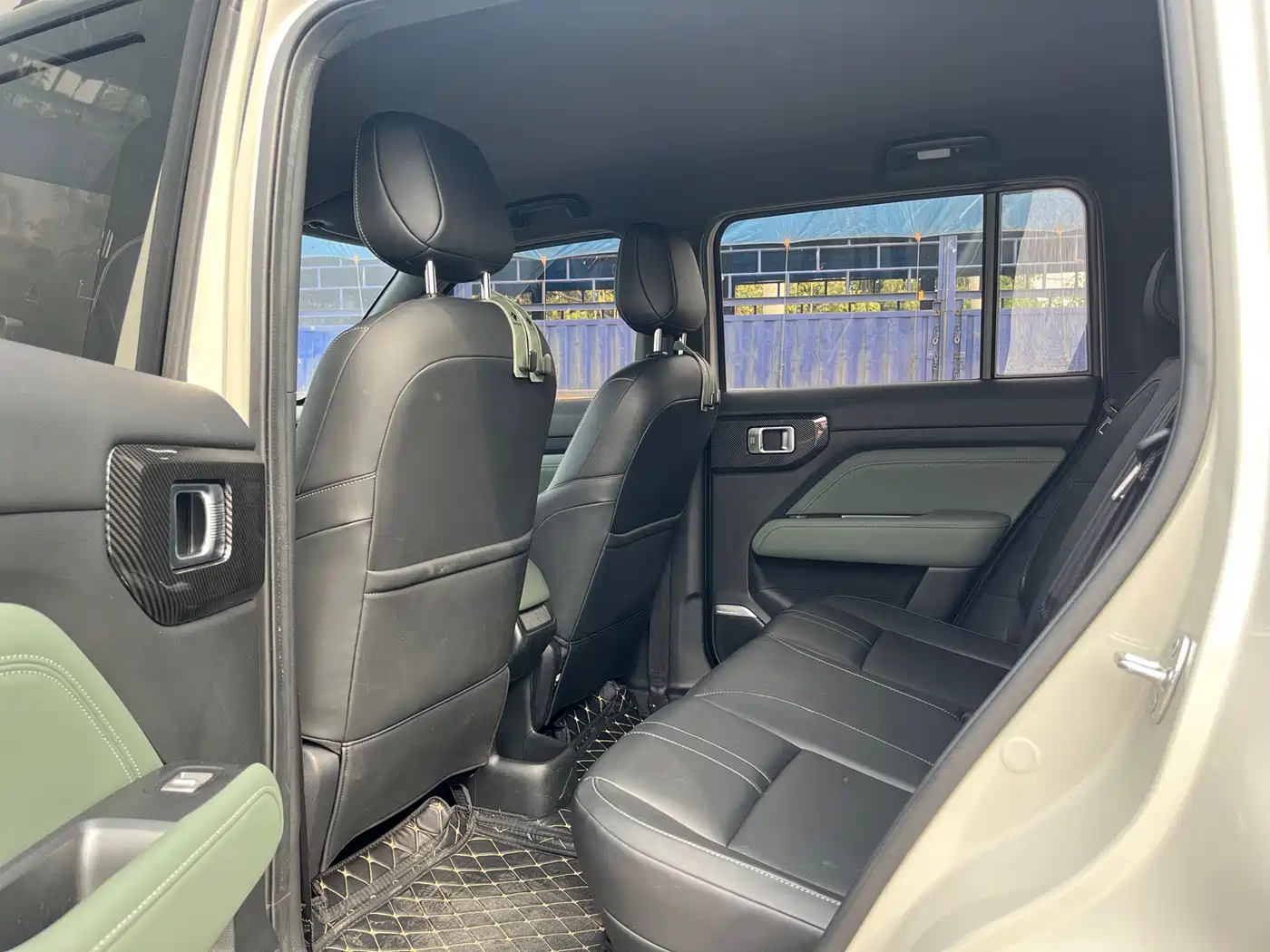 BAOJUN YUE ALSO PLUS