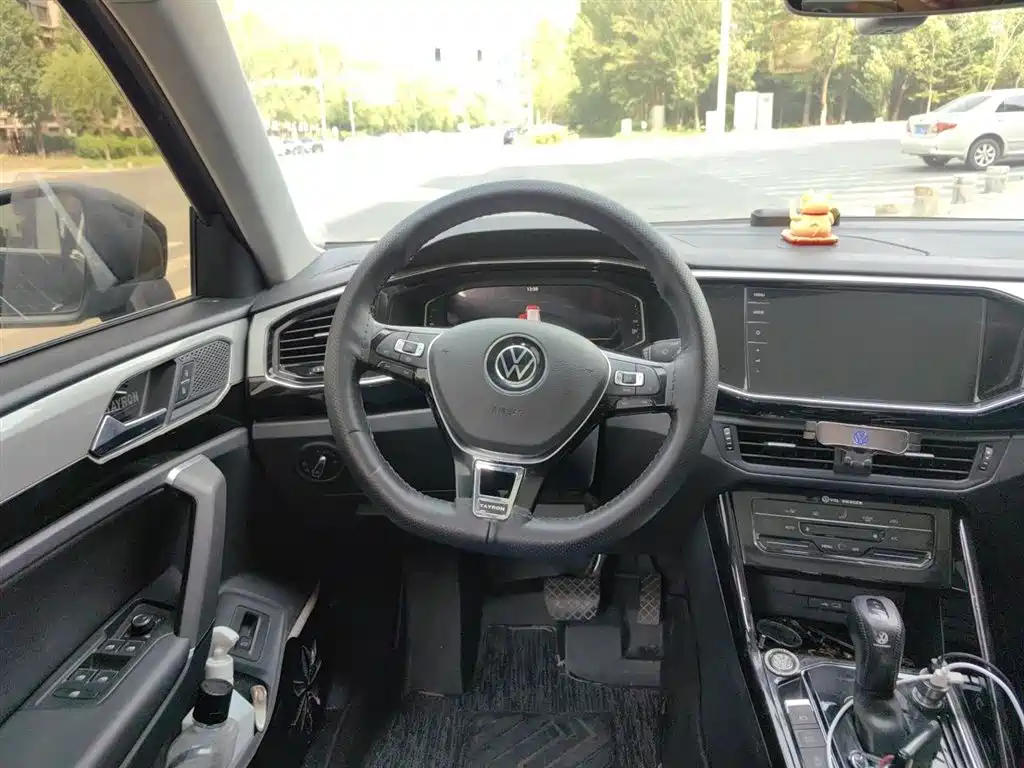 Volkswagen Tayron 2021 330TSI 2WD Luxury Smart Connect Edition фото 6