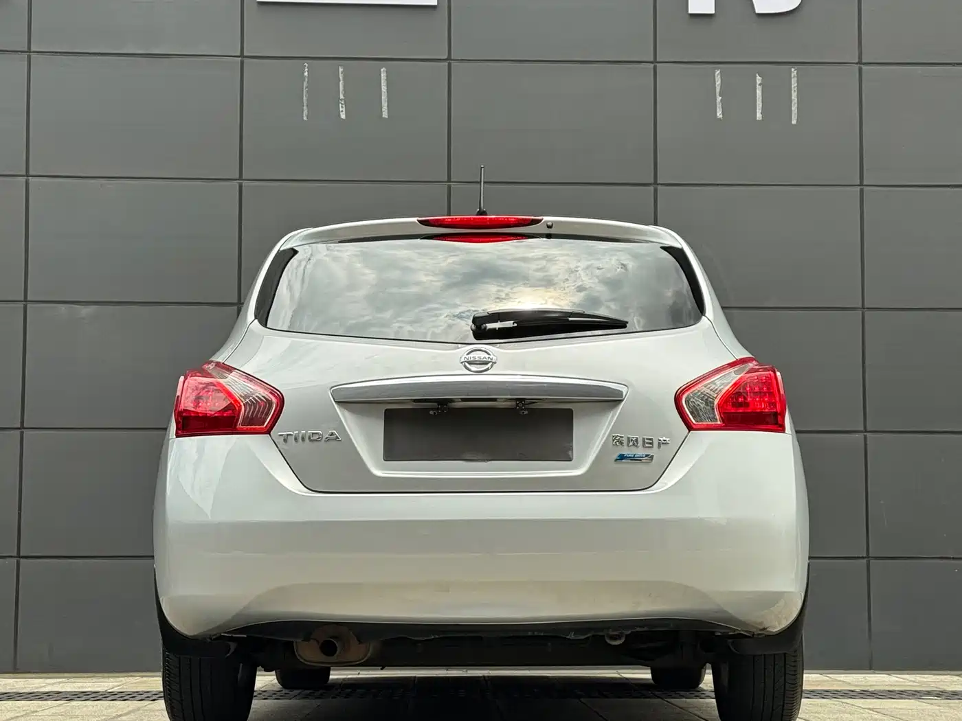 Photo 25 - Nissan Tiida